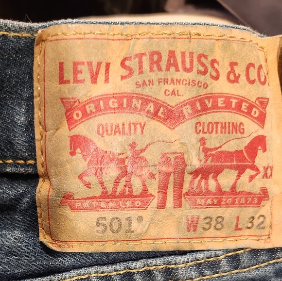 Levi's 501 Blue Jeans - Picture 7 of 7